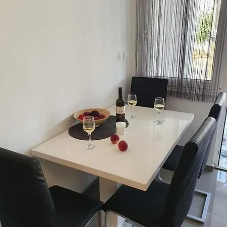 New Near Beutiful Apartment