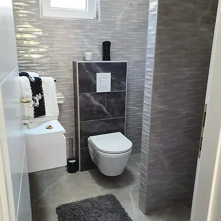 New Near Beutiful Apartment *